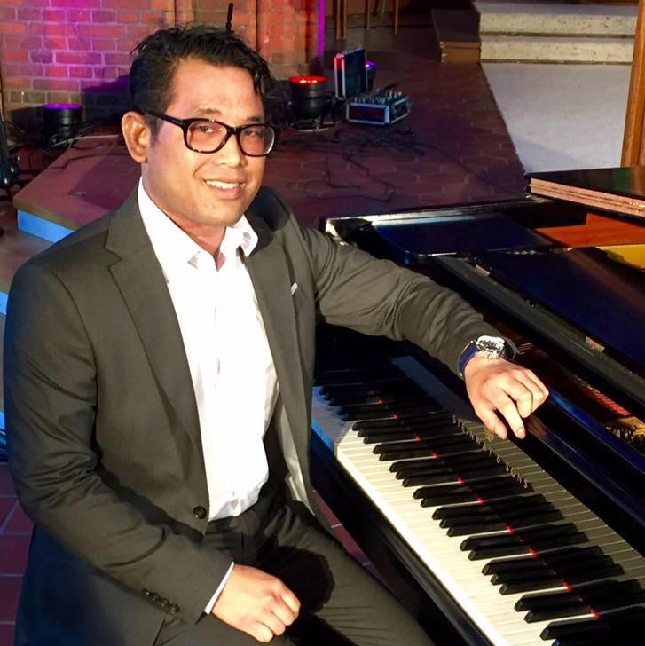 Eeco Rijken Rapp - Famous Pianist