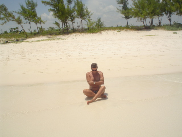 Sareu2002s Freundin am Strand