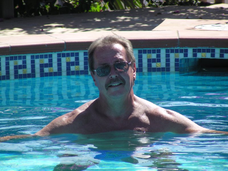 Manni im Pool 2006