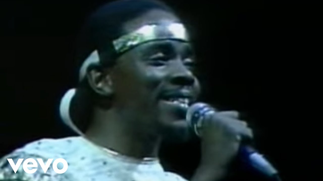 Earth, Wind & Fire - Fantasy (Official Video)