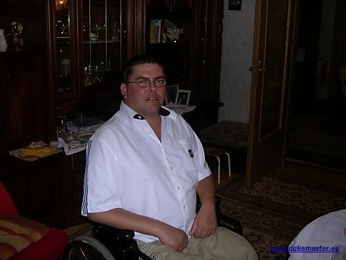 uwi372004 2