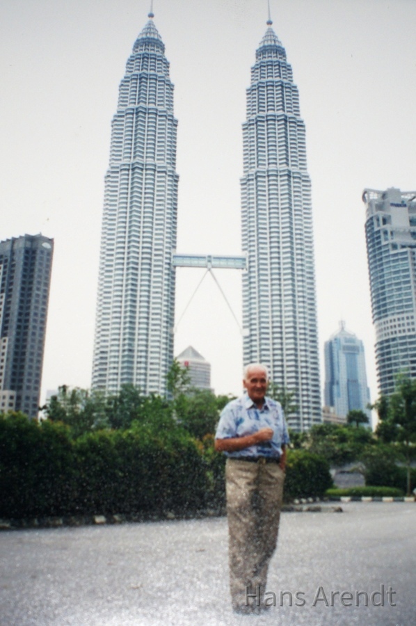 Hans Arendt hat den Deal zum Bau des 1. TV-Towers in Indonesien eingefädelt