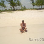 Sareu2002s Freundin am Strand