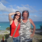 Sareu und Chica am Strand - Mexiko